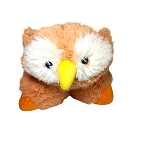 T.A.G. Pillow-Pals Alexon Owl cream color in color. Pillow plush animal